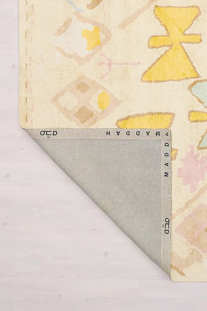 LNL_005 corner flip.webp