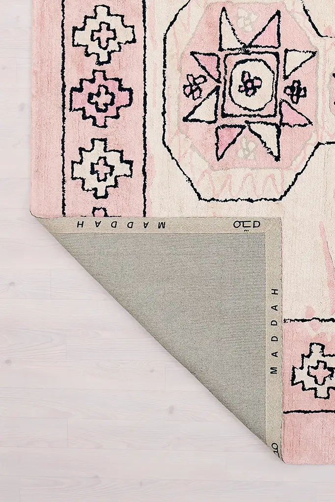 LNL_009 corner flip.webp