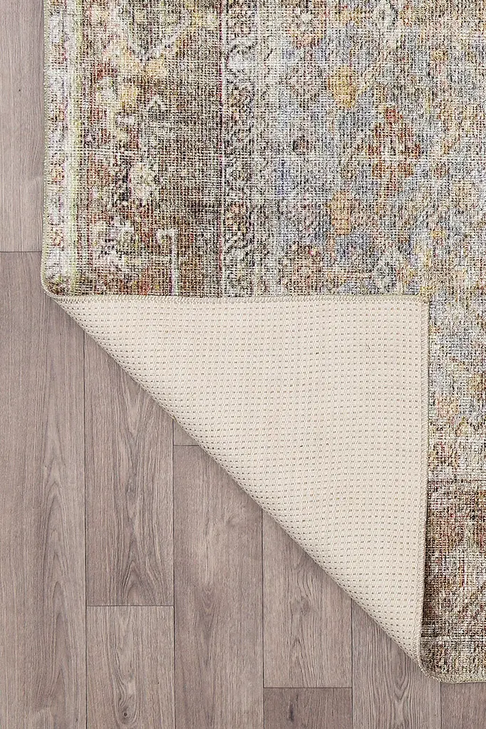 KML-003 corner flip.webp